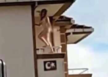 Balkonda çıplak dans eden kadınla ilgili Valilik’ten açıklama