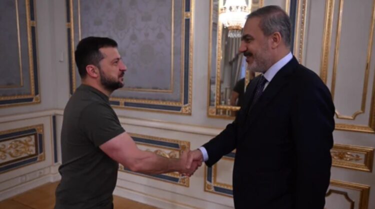 Hakan Fidan, Zelenski ile bir araya geldi