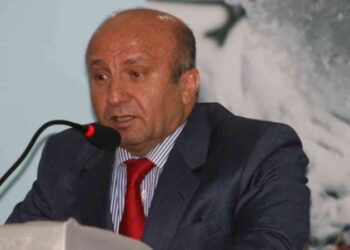 Eski bakan Kutbettin Arzu hayatını kaybetti