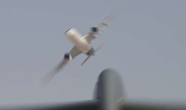 Bakanlık duyurdu: Askeri eğitim uçağı acil iniş yaptı