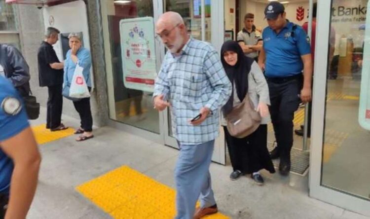 50 bin lira dolandırılmaktan son anda kurtuldu