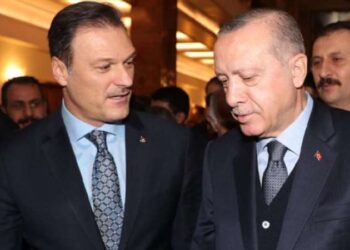 AKP’li Alpay Özalan’ın danışmanı istifa etti