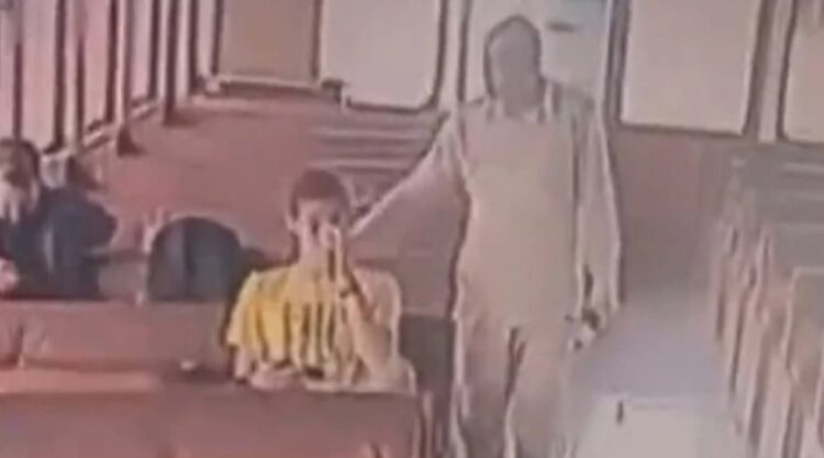 Vapurda bir gencin saçlarını yakan şahsın ifadesi ortaya çıktı