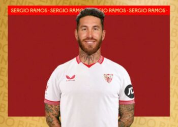 Adı Galatasaray ile anılan Sergio Ramos, eski kulübüne geri döndü