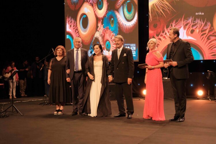 Altın Koza’da ödüller sahiplerini buldu