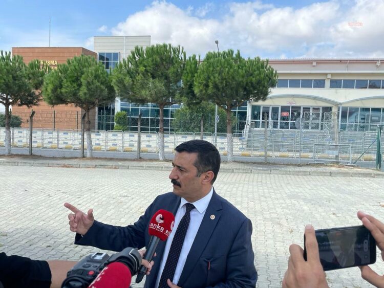 İYİ Partili Türkoğlu’ndan cezaevindeki Can Atalay ve Barış Pehlivan’a ziyaret