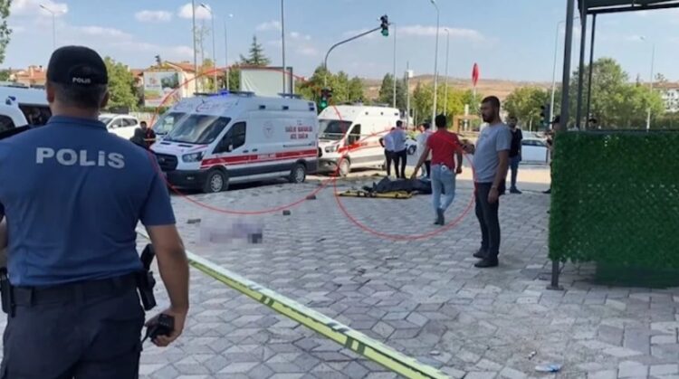 Elazığ’da bir yaralı, ambulansta müdahale sırasında öldürüldü