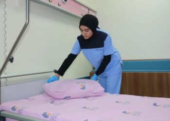 Temizlik personeli olarak çalıştığı hastanenin tıp fakültesini kazandı