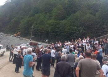 Arhavi’de HES protestosu