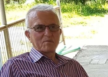 Emekli öğretmen ölü bulundu