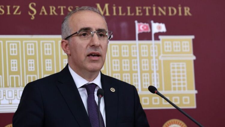 Saadet Partili Kaya’dan Erdoğan’a ‘cep telefonu ve bilgisayar’ tepkisi