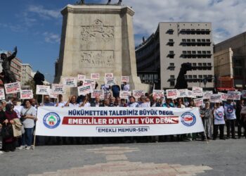 Memur emeklilerinden seyyanen zam talebi