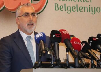 Bakan Işıkhan’dan gençlere ve kadınlara ‘esnek çalışma’ vaadi