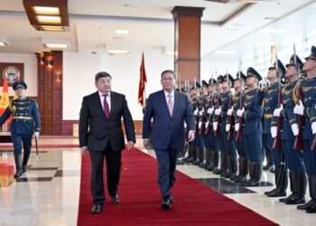 Çin Başbakanı Li, Shanghai İşbirliği Örgütü toplantısı için Kırgızistan’a gitti