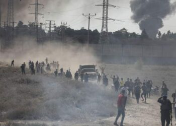 Hamas operasyon başlattı; İsrail savaş ilan etti