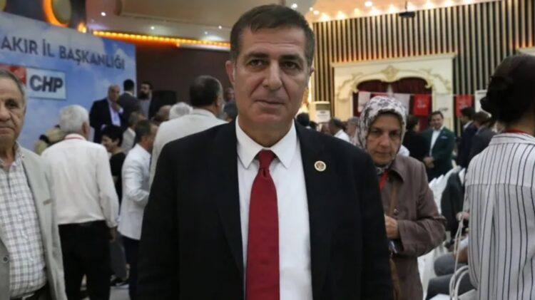 CHP Diyarbakır’da Abdullah Atik yeniden başkan seçildi