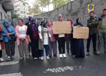 Agrobay işçilerinden İstanbul’daki dört konsolosluk önünde eylem