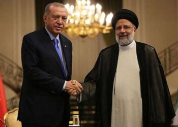 Erdoğan, İran Cumhurbaşkanı Reisi ile görüştü