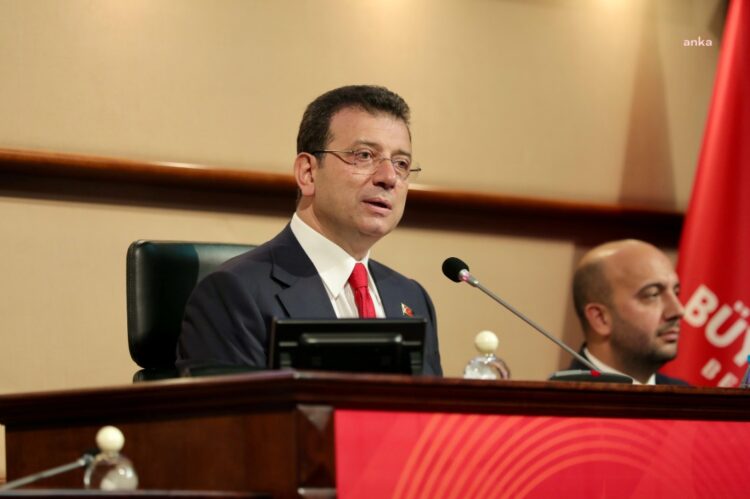 İmamoğlu: Atatürk’ün hediye ettiği İstanbul’umuza hizmet etmekten onur duyuyorum