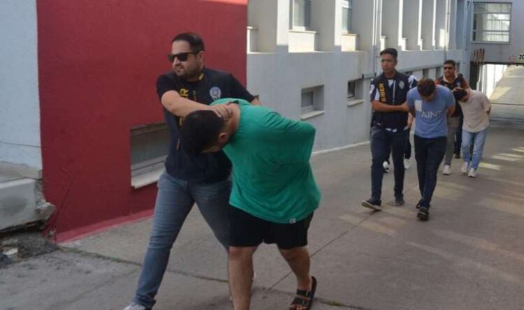 SMS’le ‘mobil bankacılık’ vurgunu yaptılar!