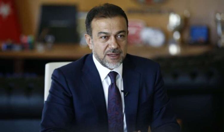 Süper Lig’de bir istifa daha