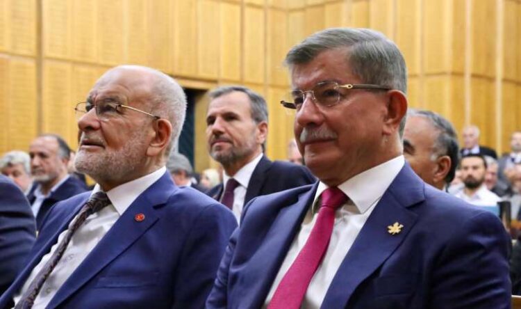 Saadet ve Gelecek partilerinden ‘yeni anayasa’ yanıtı