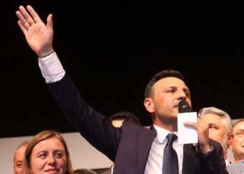CHP’nin yeni İstanbul İl Başkanı Özgür Çelik oldu