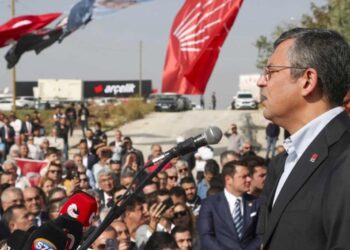 Özgür Özel: 10 Hataylıdan 9’u sokakta kalıyor