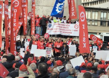 Çerkezoğlu: Cumhuriyetimizin ikinci yüzyılına tarihimizin en büyük bölüşüm kriziyle giriyoruz