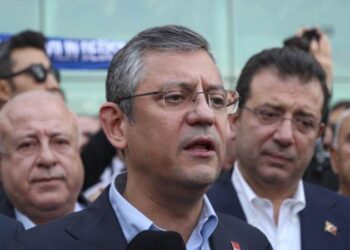 Özgür Özel’den Erdoğan’a: “Aklını başına alsın, biz buradayız”