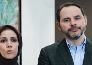 Berat Albayrak 3 yıl sonra ortaya çıktı
