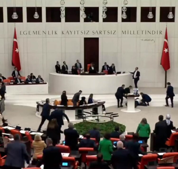 Kürsüde bayılan Hasan Bitmez’in sağlık durumuna dair açıklama!