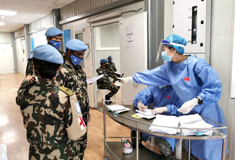 Xi yurt dışına gönderilen sağlık ekiplerinin temsilcilerini kabul etti