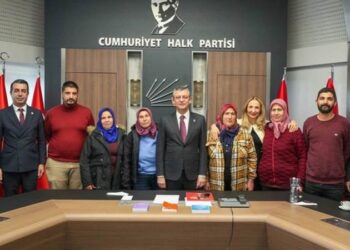 Özgür Özel, Agrobay işçileriyle görüştü