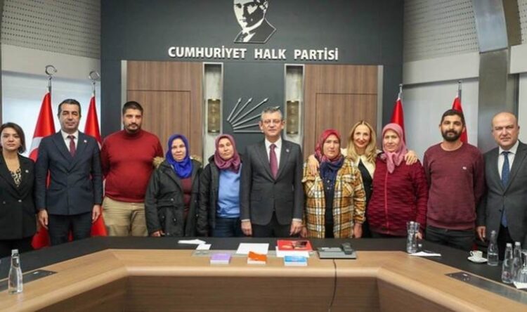 Özgür Özel, Agrobay işçileriyle görüştü