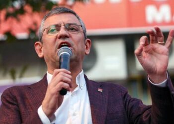 Özgür Özel, yerel seçim için ilk adayını açıkladı