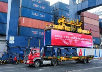 Çin’in Dalian Limanı ile Güney Amerika arasında konteyner gemisi seferleri başladı