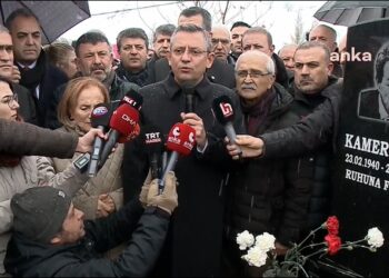 Özgür Özel: “Kamer Genç’in hikayesi, Cumhuriyet’in hikayesi”