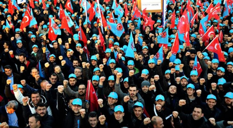 Türk Metal Sendikası grev kararı aldı