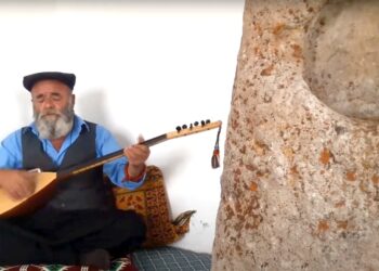 Halk ozanı Tacim Baba hayatını kaybetti