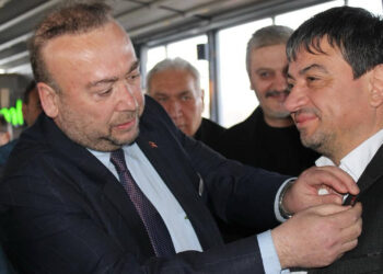 İYİ Parti’den istifa eden 250 kişi CHP’ye geçti