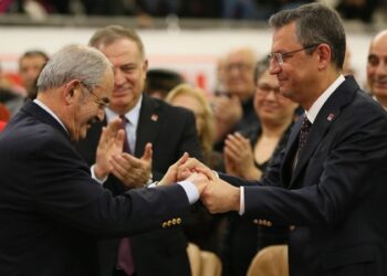 Özgür Özel, Yılmaz Büyükerşen’in yeni görevini açıkladı
