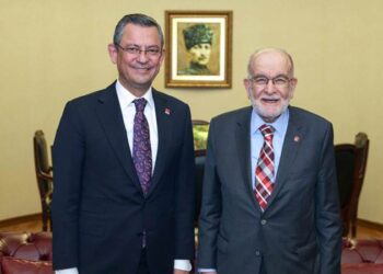 Özgür Özel, Temel Karamollaoğlu ile bir araya geldi