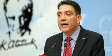 CHP’li Bağcıoğlu: “Bu coğrafyada kritik savunma projelerinde geç kalma lüksümüz yoktur”