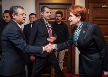 Özgür Özel’den Akşener’e taziye ziyareti