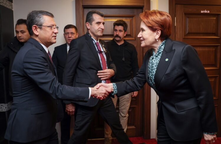 Özgür Özel’den Akşener’e taziye ziyareti