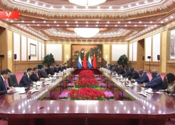 Xi Jinping, Sierra Leone Devlet Başkanı Bio ile görüştü