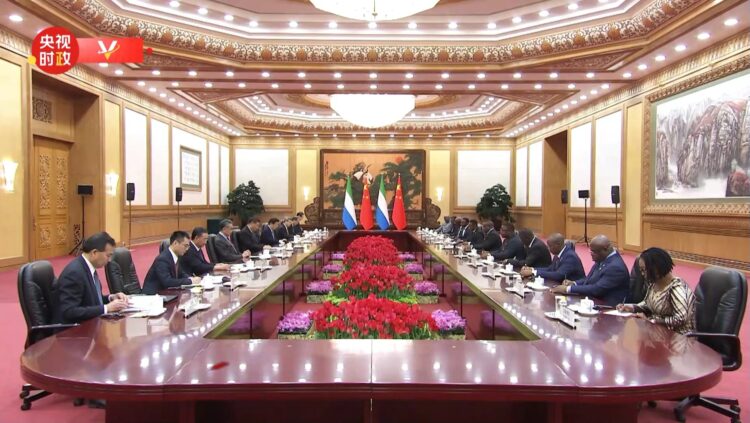 Xi Jinping, Sierra Leone Devlet Başkanı Bio ile görüştü