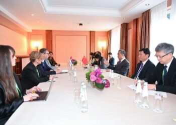 Çin Dışişleri Bakanı: Sırbistan ile üst düzey etkileşim ve işbirliğini geliştirmeye hazırız