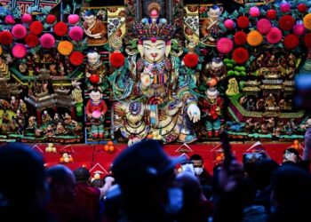 Çin’deki Taer Manastırı’nda tereyağından heykel sergisi düzenlendi